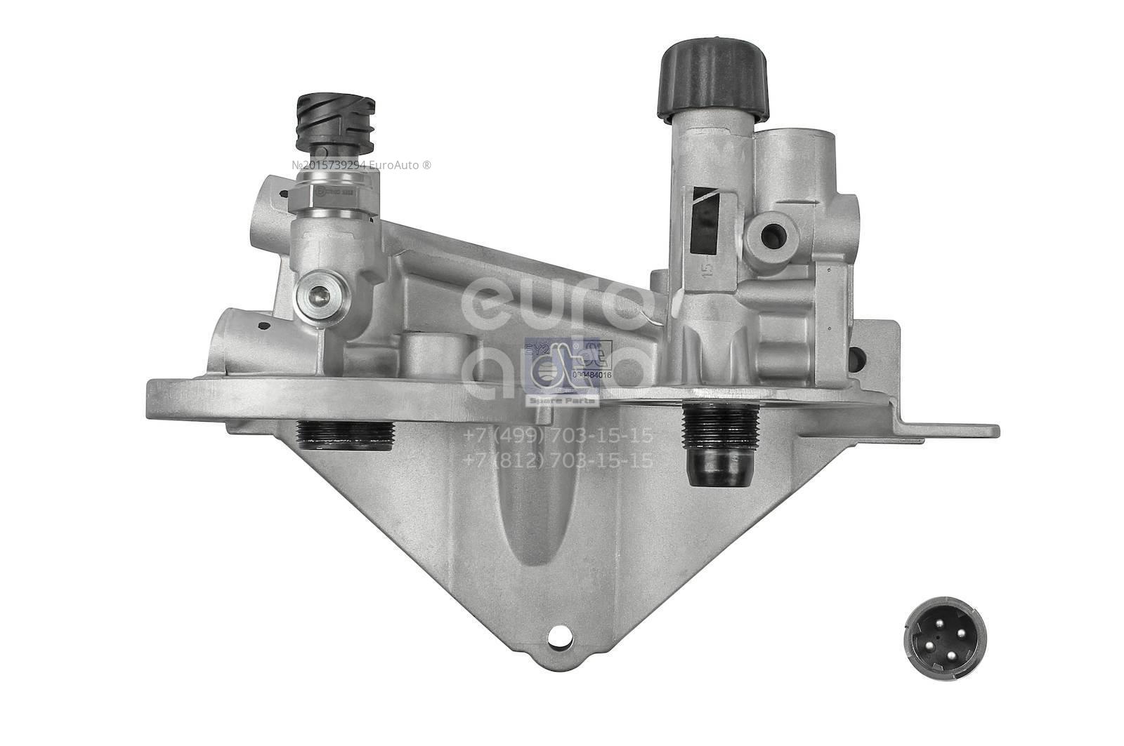 2.12411 DT Spare Parts Кронштейн топливного фильтра от производителя по  спец цене купить в Санкт-Петербурге