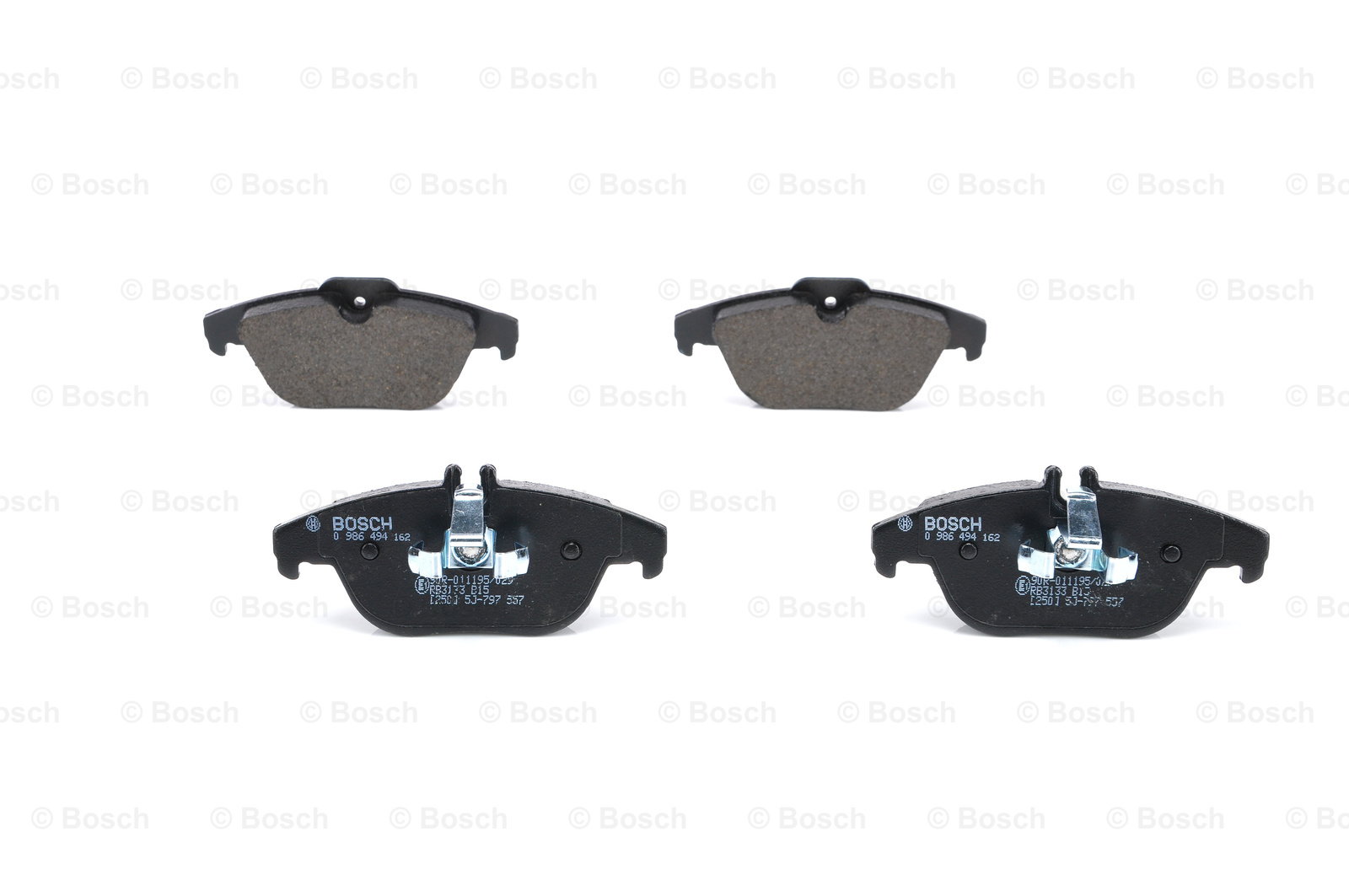 BOSCH Тормозные колодки задние с антискрип. пластинами