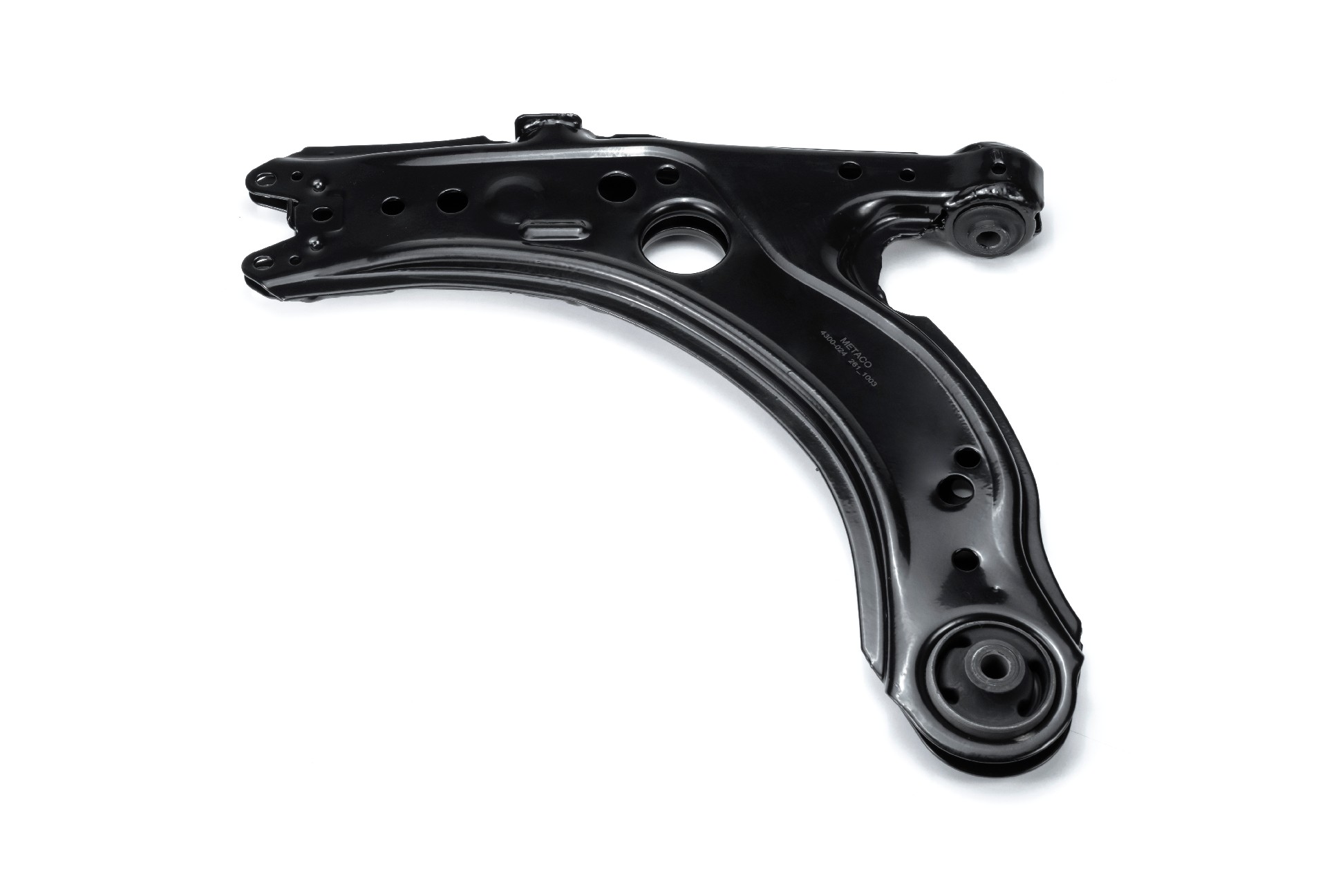 Рычаг передний