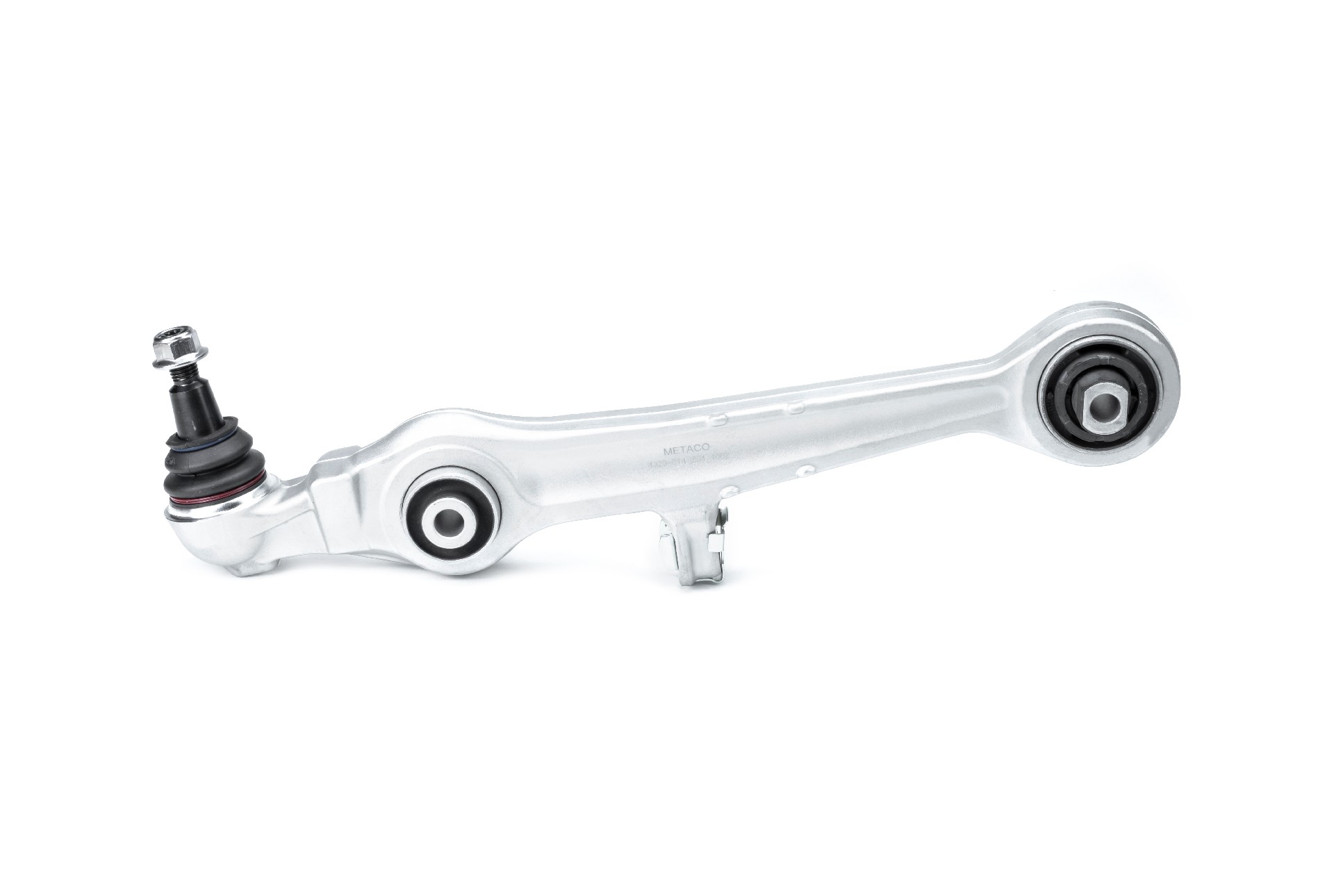 Рычаг передний нижний