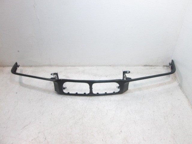 Планка под фары