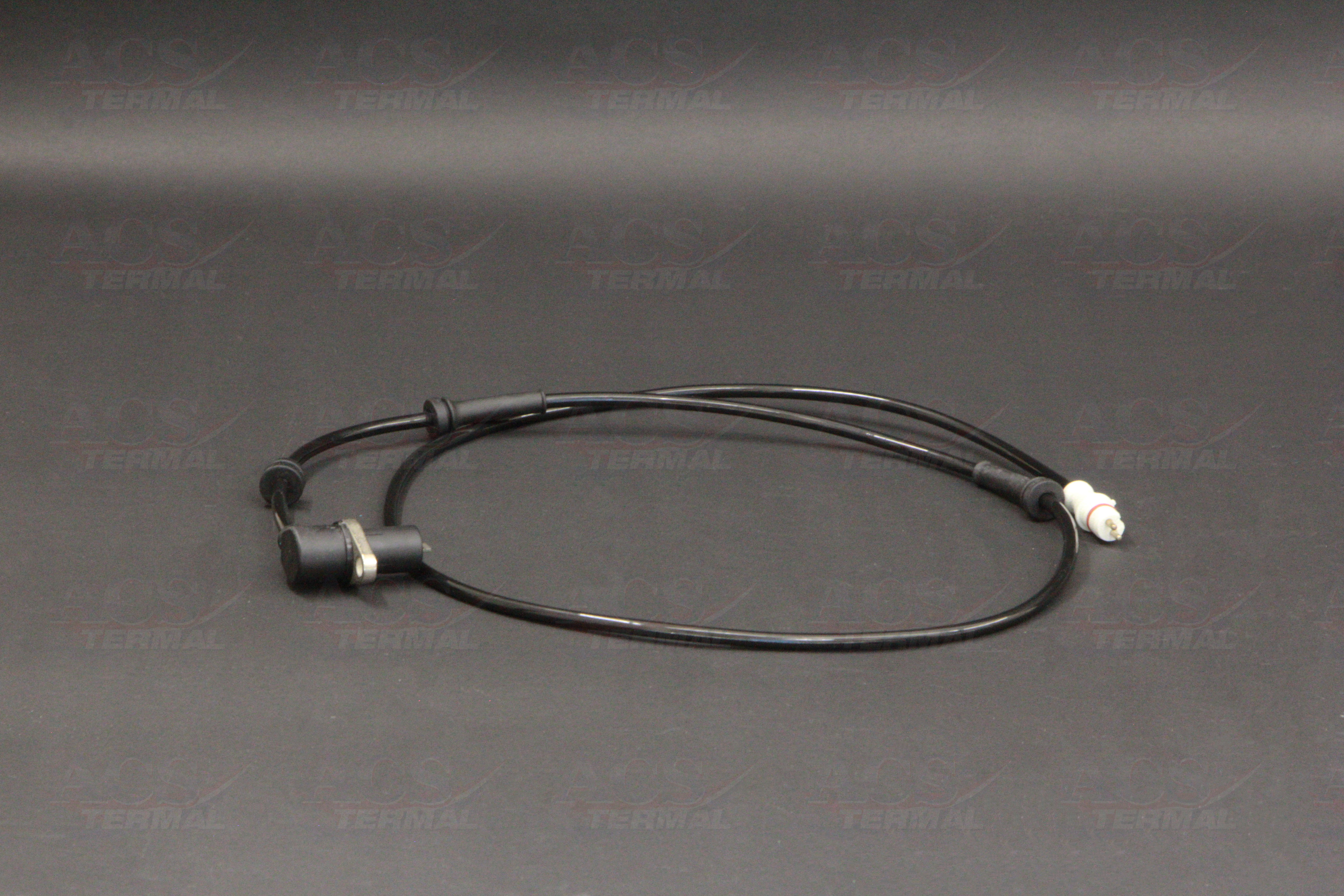 Датчик ABS передний