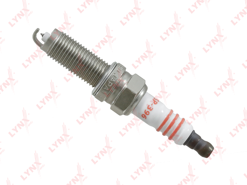 Свеча зажигания