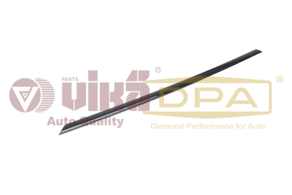Накладка переднего бампера центральная