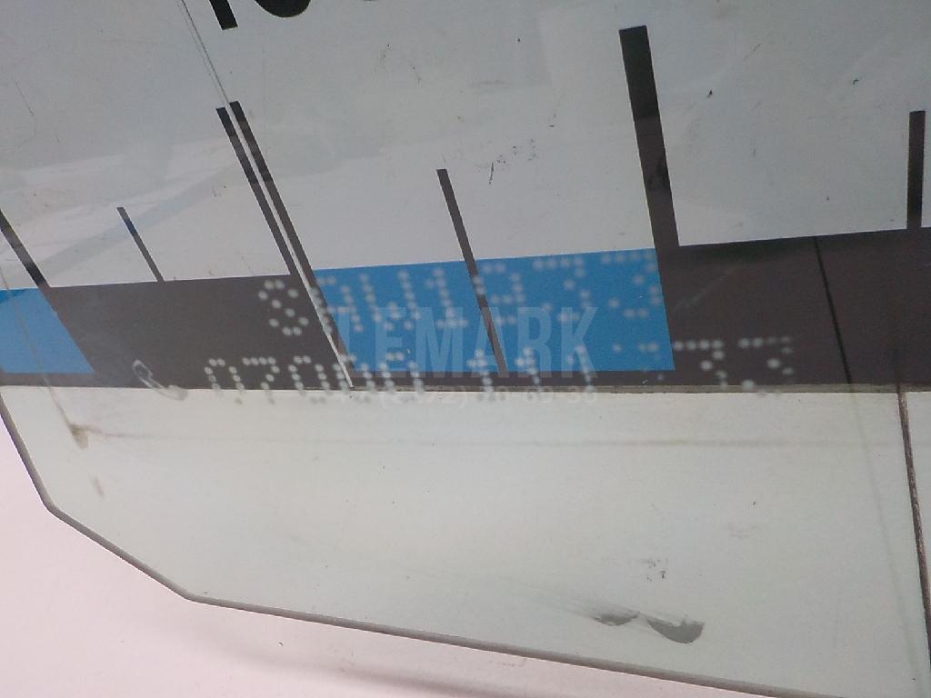 Стекло двери задней левой