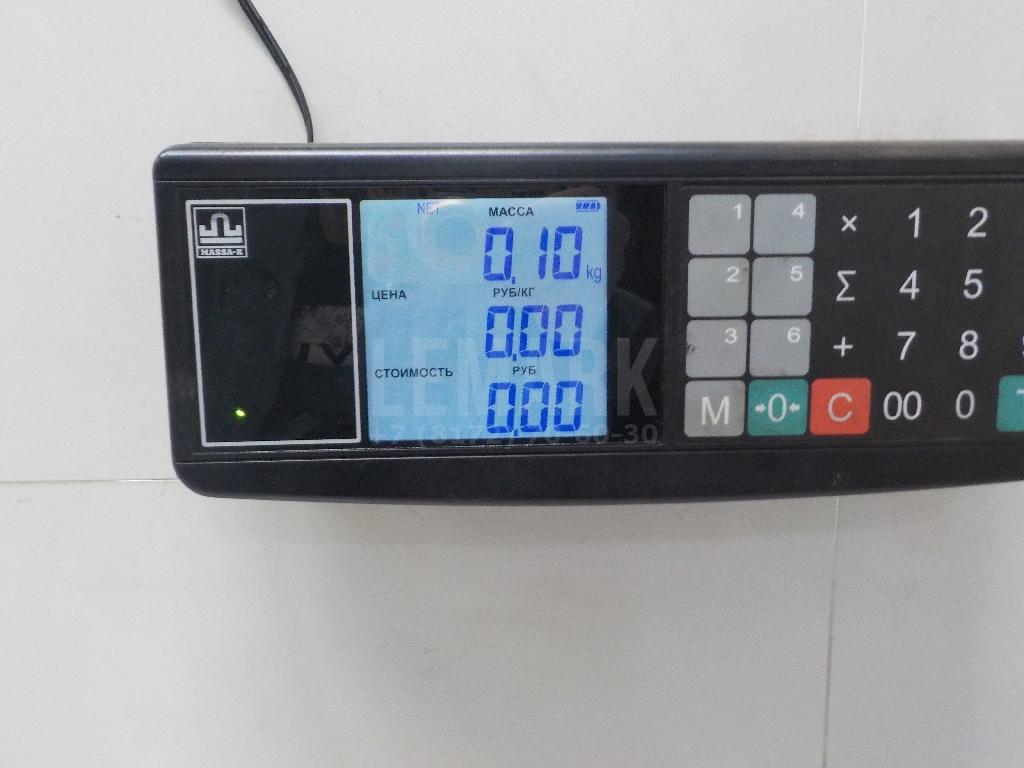 Обшивка двери багажника
