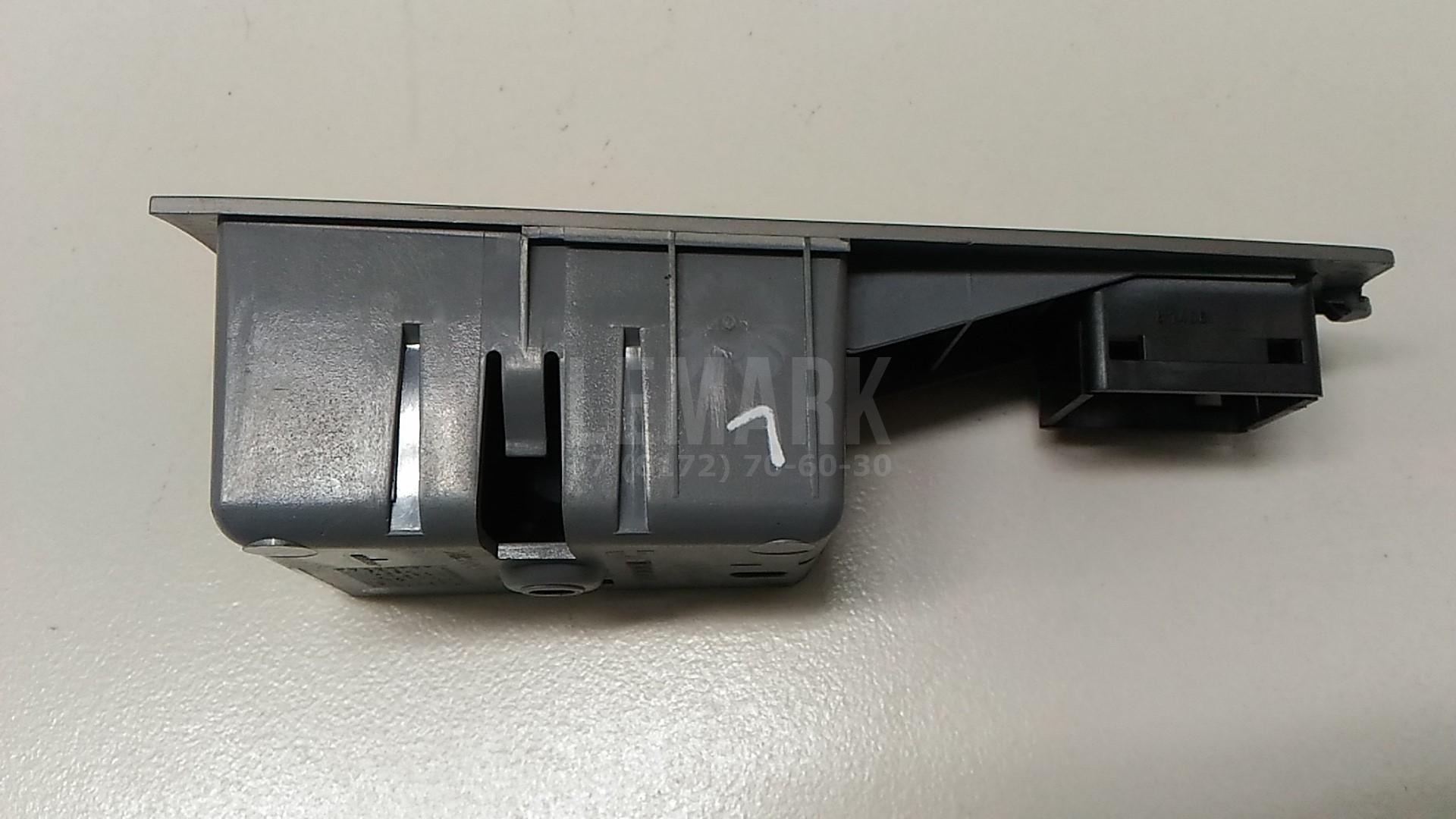 Пепельница задняя (в дверь) для  Alfa Romeo 147 2001-2010
