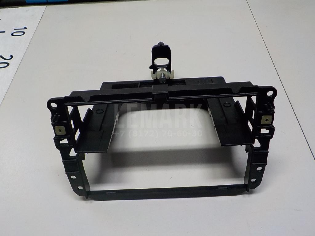Рамка магнитолы для  Ford Focus II 2005-2008