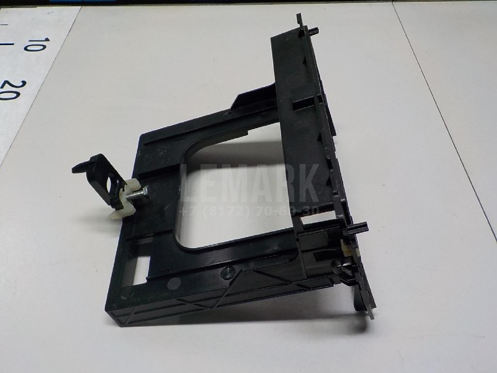 Рамка магнитолы для  Ford Focus II 2005-2008