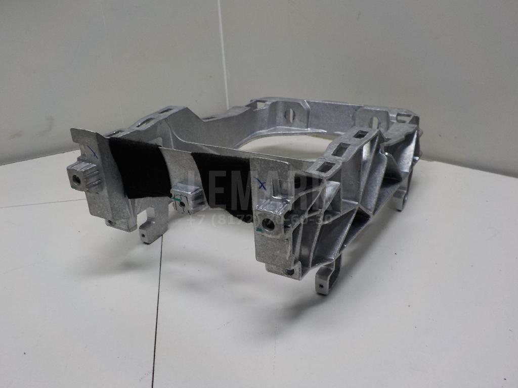 Кронштейн крепления подлокотника для  Audi A3 (8Y) 2020