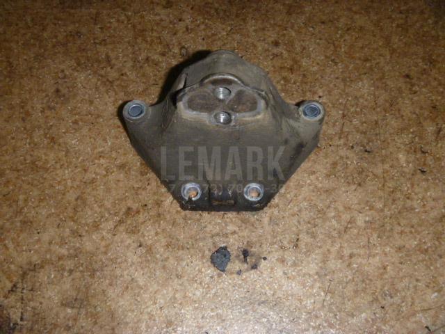 Кронштейн опоры КПП 7L0399649C VAG