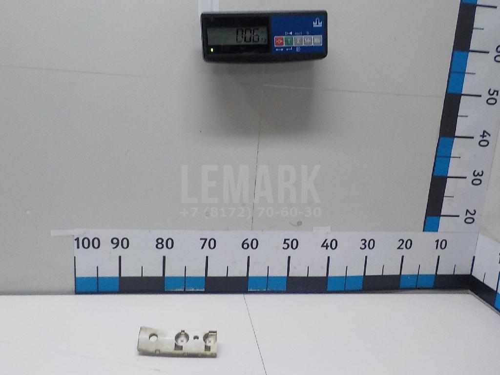 Направляющая заднего бампера правая 85270JG00A Nissan