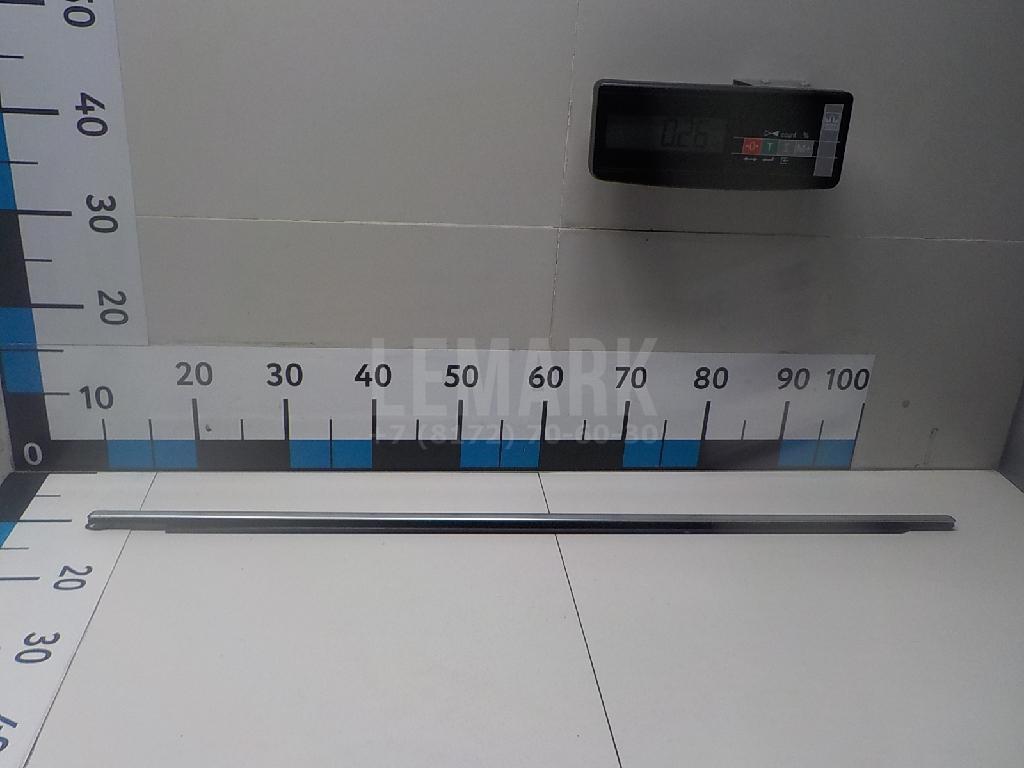 Накладка стекла заднего левого 5N0839475D3Q7 VAG