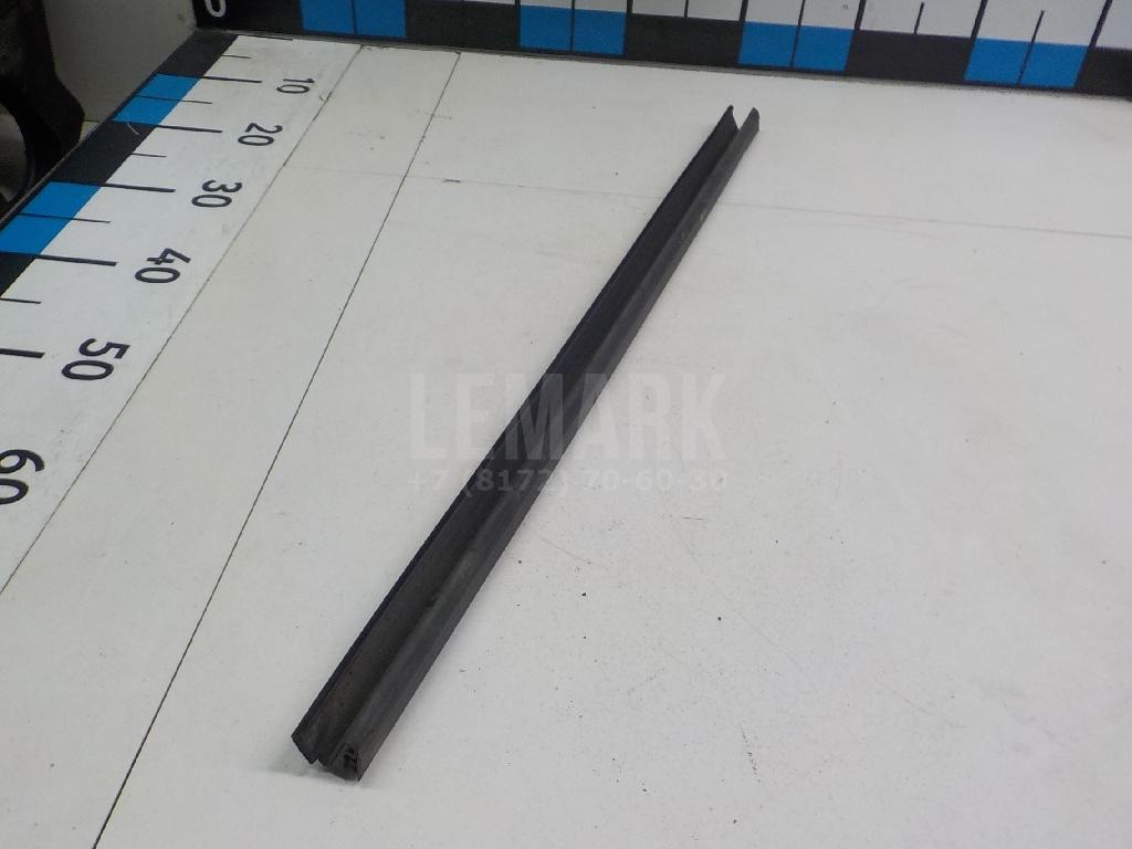 Накладка стекла заднего правого для  BMW 3-serie E90/E91 2005-2012