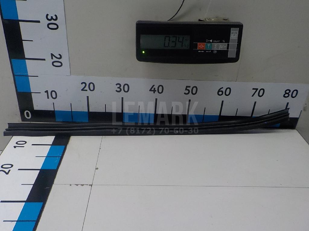 Накладка стекла переднего правого 808344EA0A Nissan