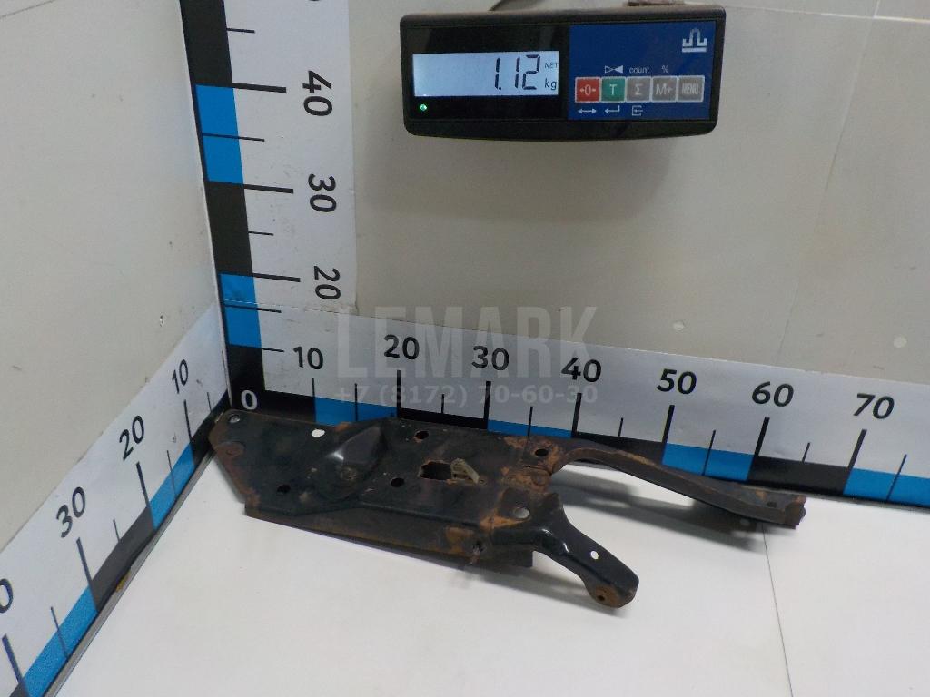 Элемент передней панели 62520JG00A Nissan
