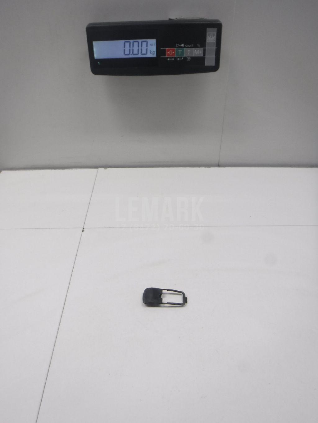 Прокладка ручки двери 80652JG000 Nissan