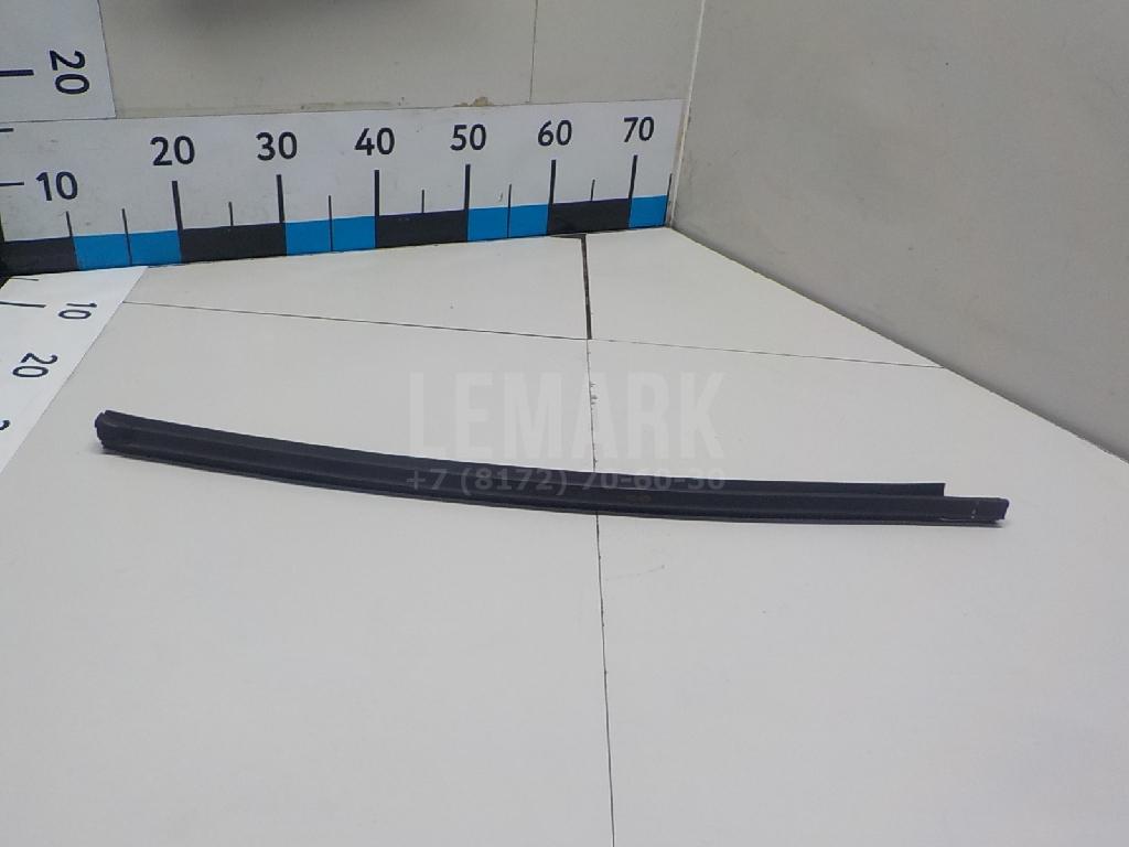 Накладка стекла 83241D9000 Hyundai-Kia