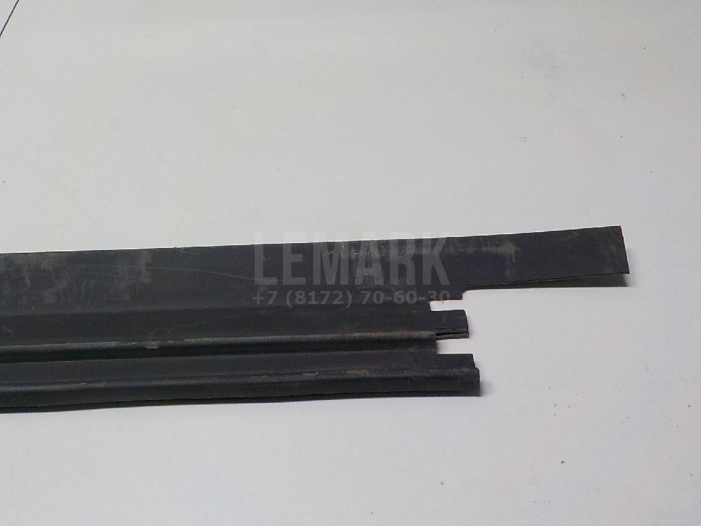 Уплотнитель (наружный) для  BMW 5-serie F10/F11 2009-2016