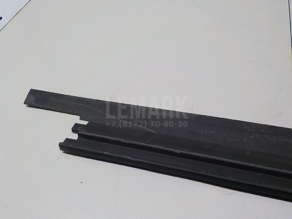 Уплотнитель (наружный) для  BMW 5-serie F10/F11 2009-2016