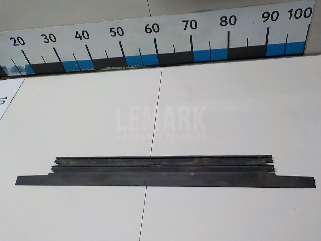 Уплотнитель (наружный) для  BMW 5-serie F10/F11 2009-2016