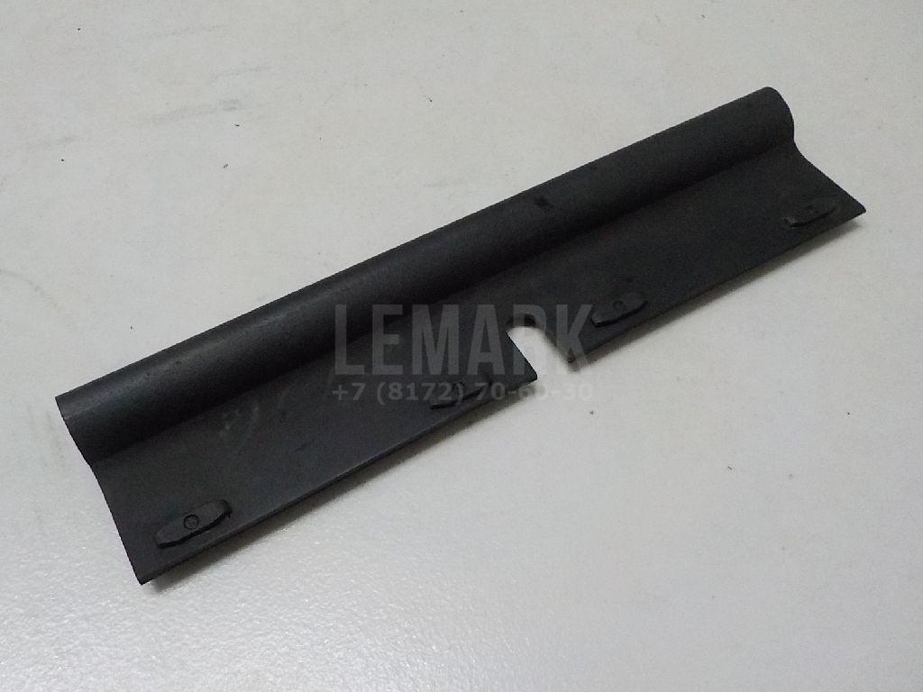 Уплотнитель капота для  BMW 7-serie G11/G12 2015-2022