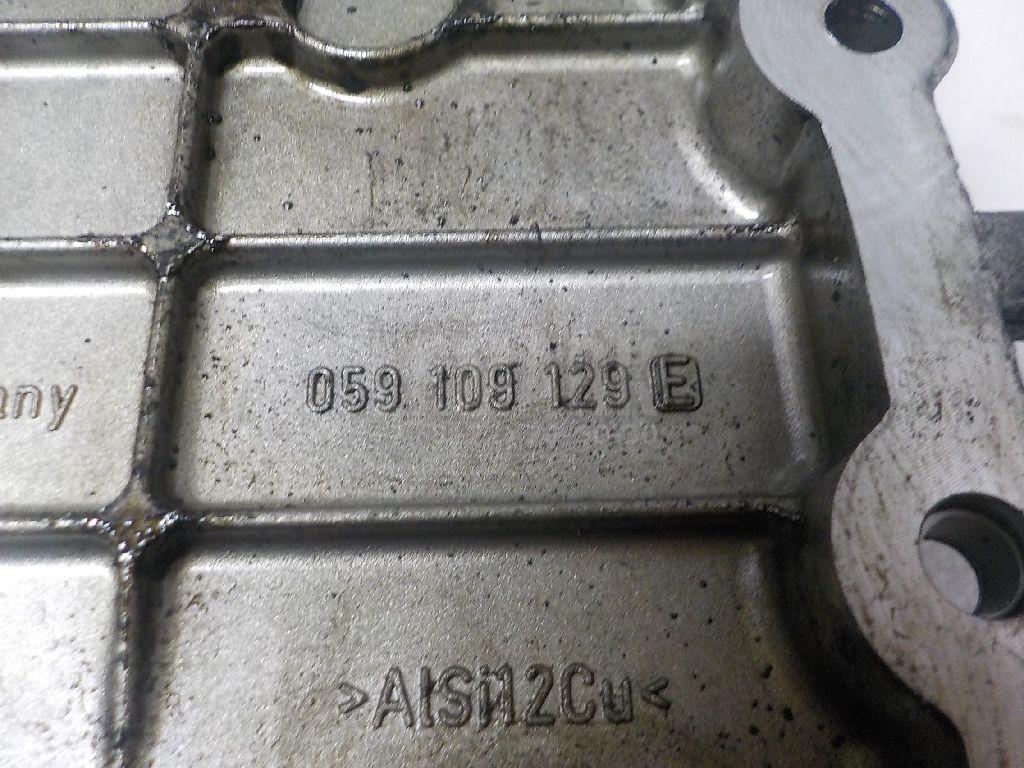 Крышка распредвала