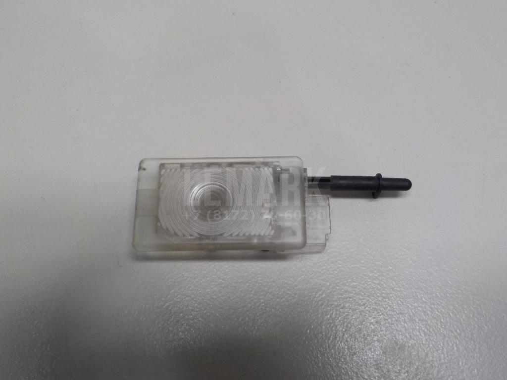 Плафон салонный 13577963 GM