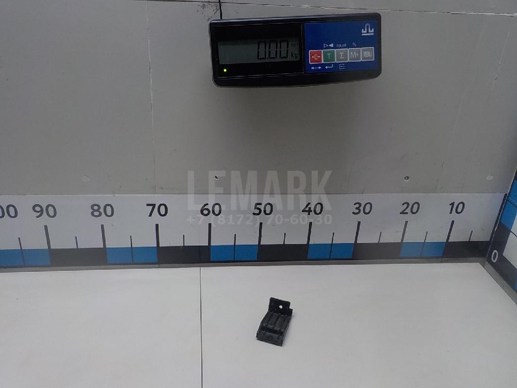 Кронштейн заднего бампера 86635F1000 Hyundai-Kia