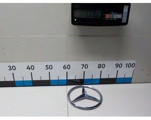 Эмблема для Mercedes Benz R172 SLK 2010-2016 с разбора состояние хорошее