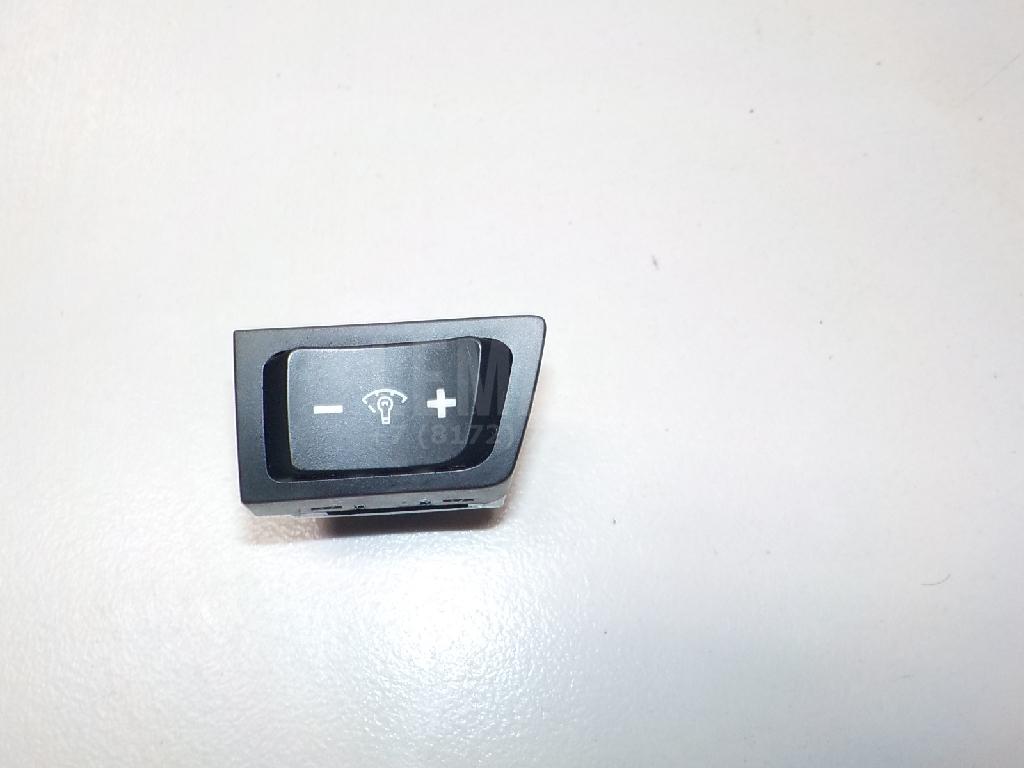 Кнопка освещения панели приборов 949502S9009P Hyundai-Kia