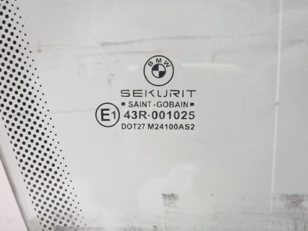 Стекло двери передней правой для  Freightliner