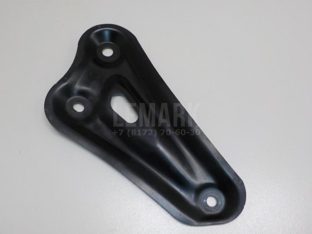Кронштейн задней балки 5365348020 Toyota