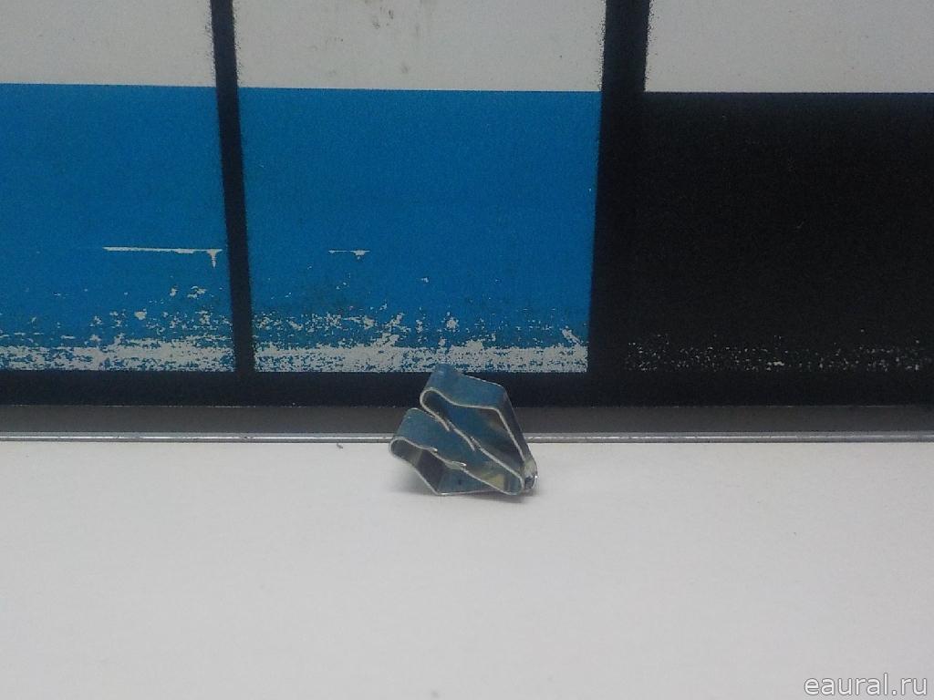 Крепеж