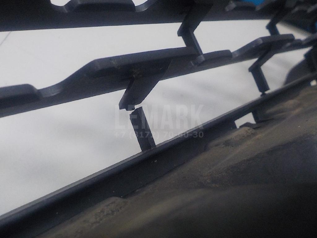 Решетка в бампер центральная для  Audi A4 [B9] 2015