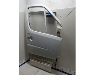 Дверь передняя правая для VW Crafter 2006-2016 с разборки состояние под восстановление