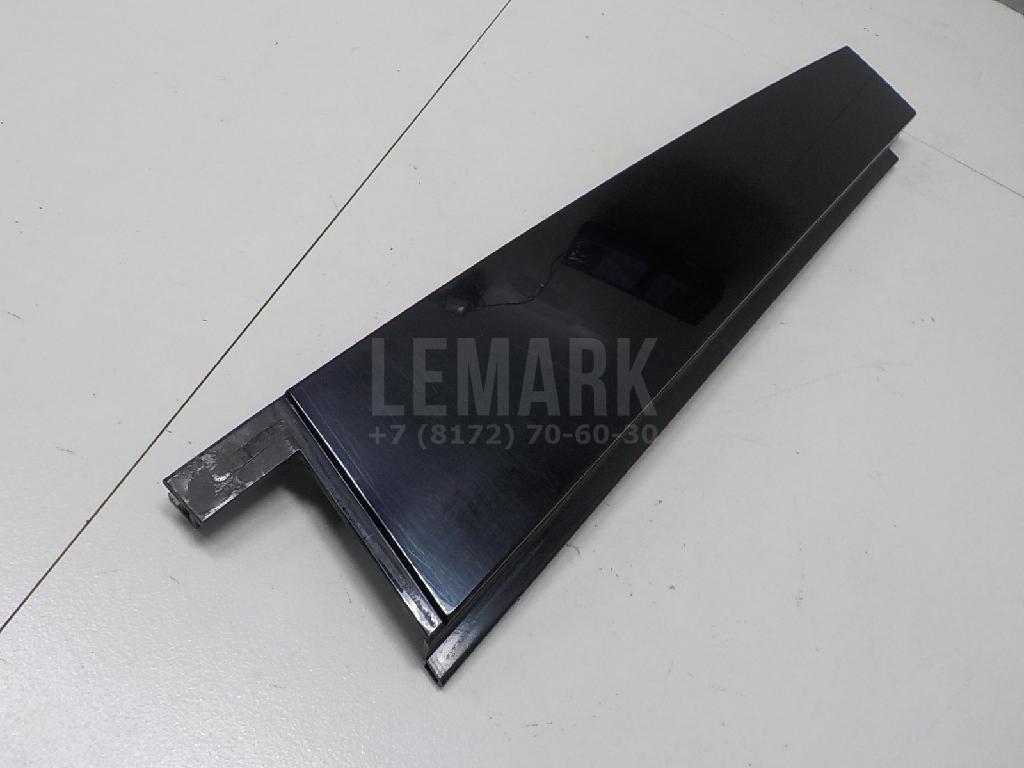 Накладка двери задней правой 7P6839902D VAG