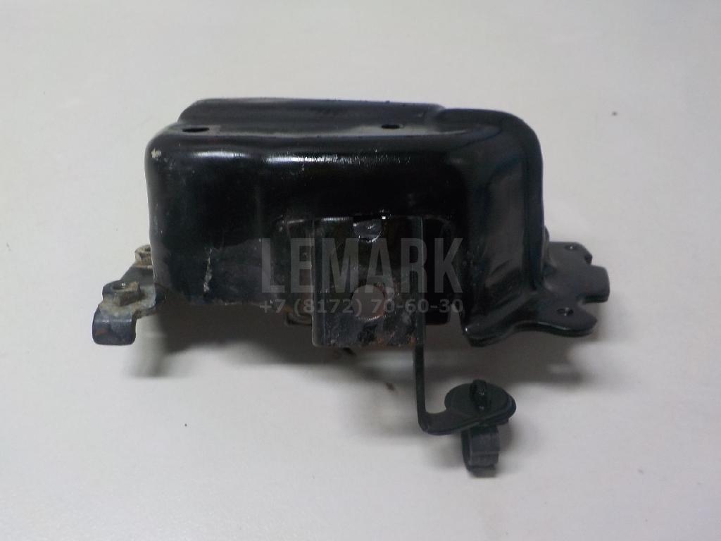 Кронштейн топливного фильтра для  BMW 5-serie E60/E61 2003-2009