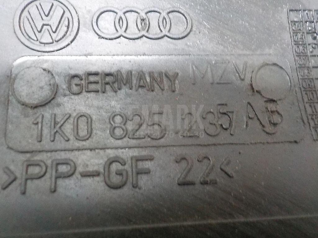 Пыльник двигателя центральный для  Audi A4 [B6] 2000-2004