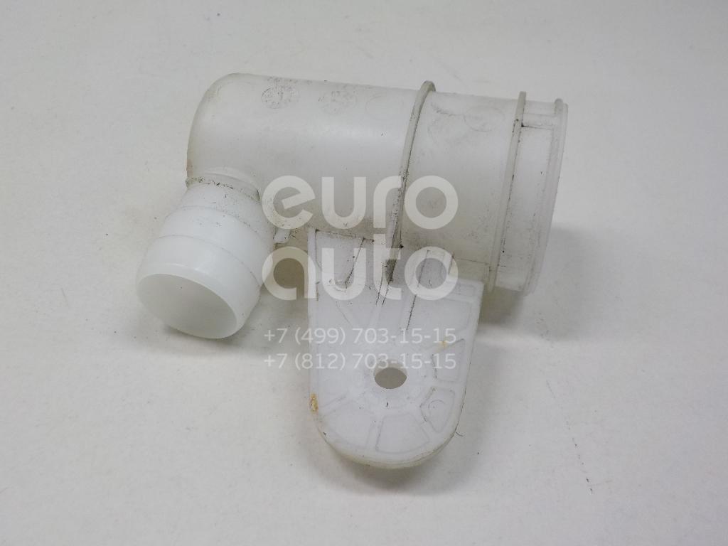 Горловина бачка омывателя для VW Touran 2003-2010 в Москве