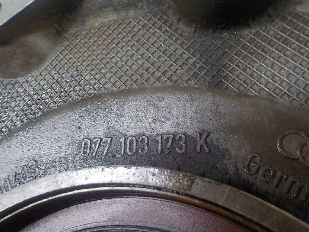 Крышка коленвала задняя для  BMW X5 E70 2007-2013