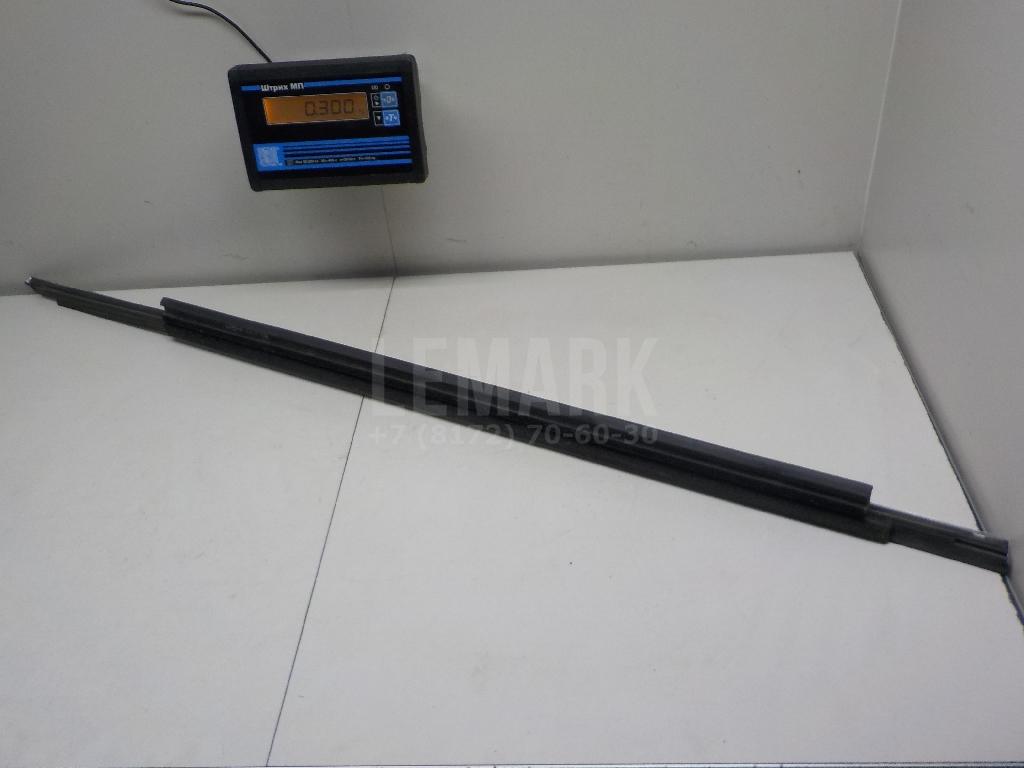 Накладка стекла переднего правого для  BMW 7-serie E65/E66 2001-2008