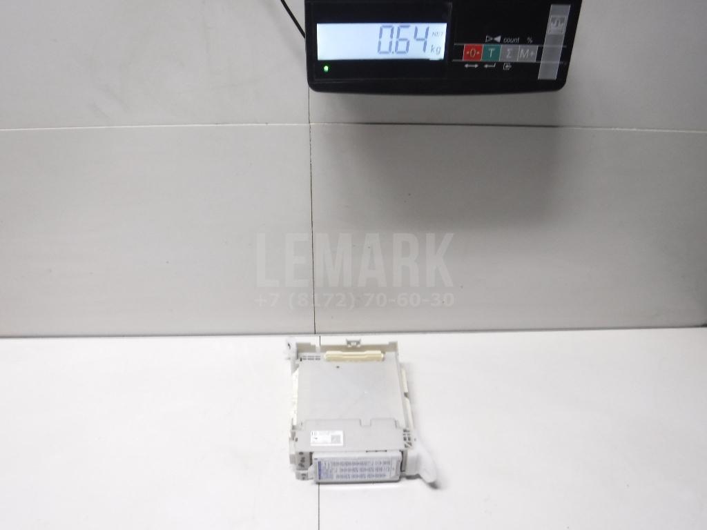 Блок предохранителей 8273060180 Toyota
