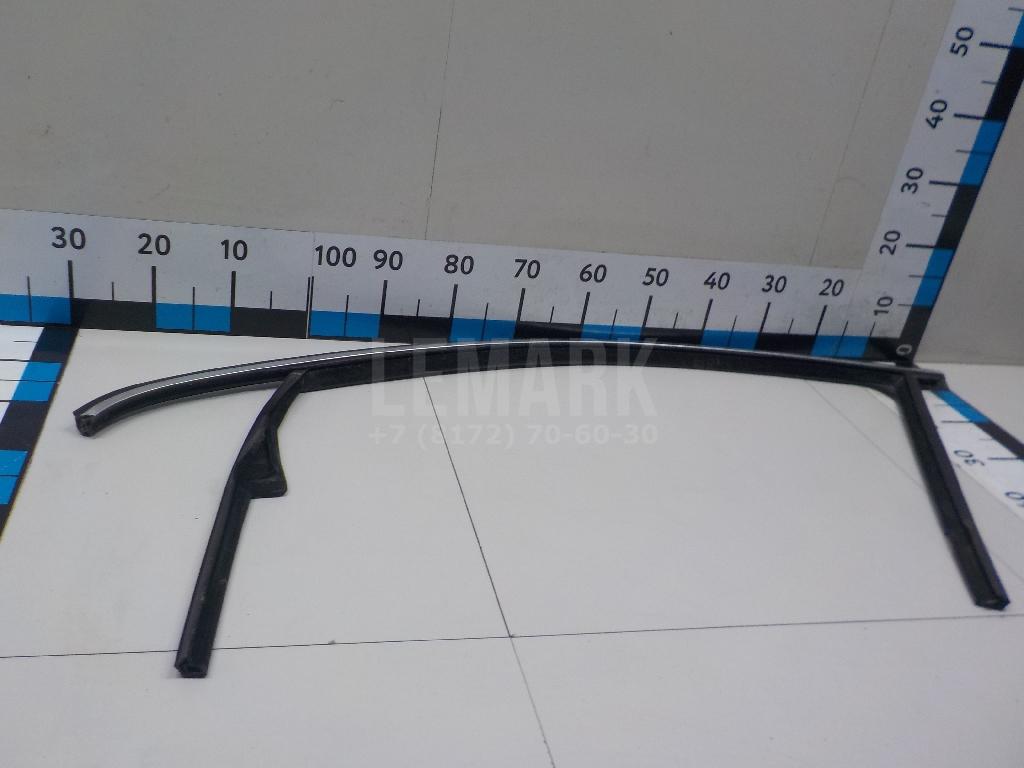 Уплотнитель стекла двери 1K5837431D5AP VAG