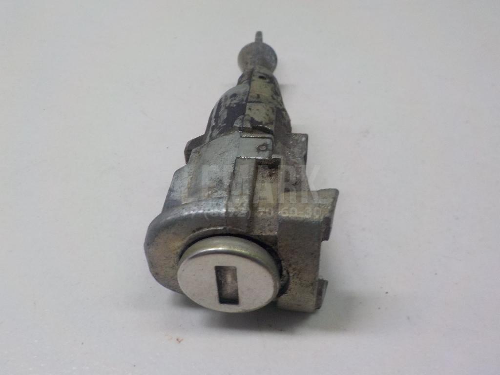 Вставка замка двери 1K5837168A VAG