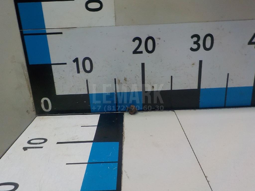 Болт 1130206166B Hyundai-Kia