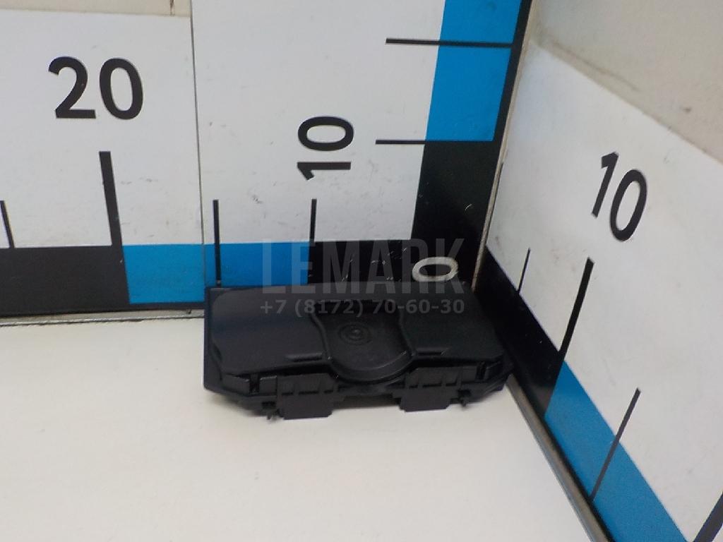 Автомобильное зарядное устройство для  BMW X5 F15/F85 2013-2018