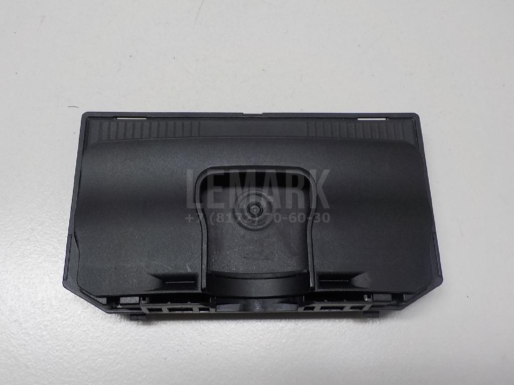 Автомобильное зарядное устройство для  BMW X5 F15/F85 2013-2018