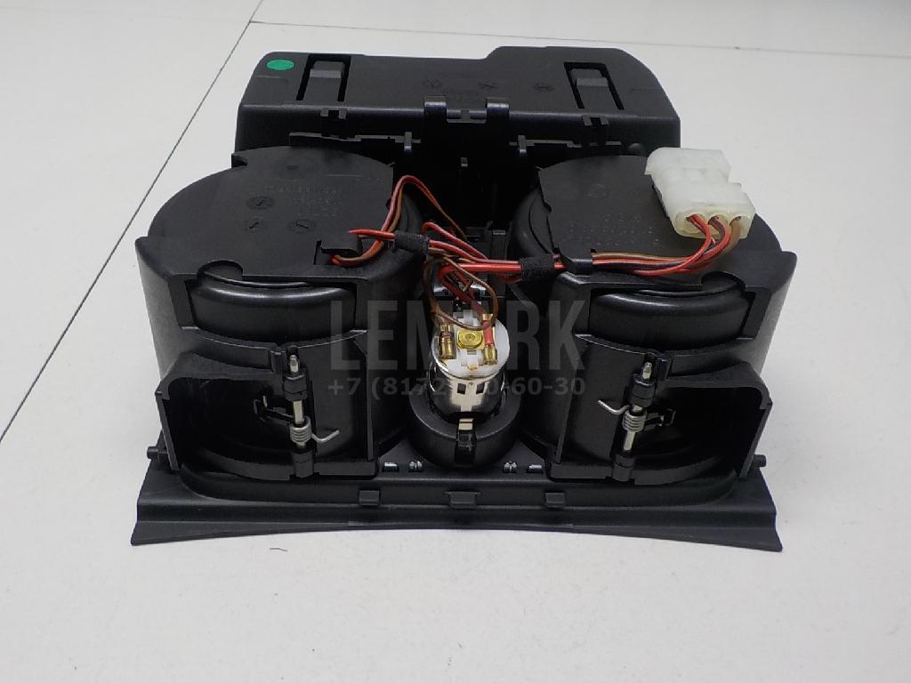 Подстаканник для  Cadillac CTS 2008-2014