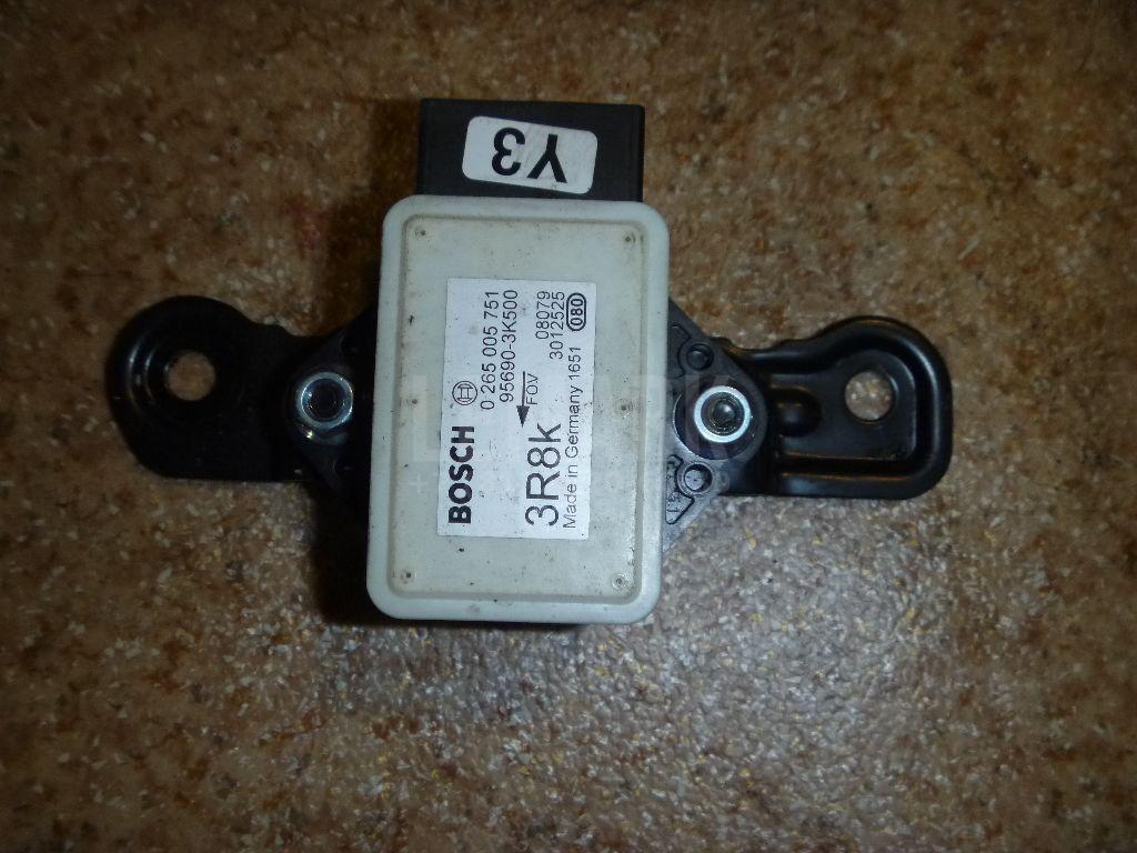 Датчик ускорения 956903K500 Hyundai-Kia